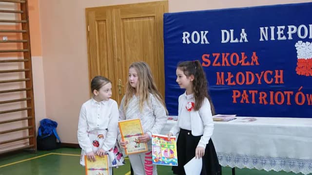 Motyw małej ojczyzny w literaturze: jak kształtuje naszą tożsamość Motyw małej ojczyzny w literaturze: jak kształtuje naszą tożsamość