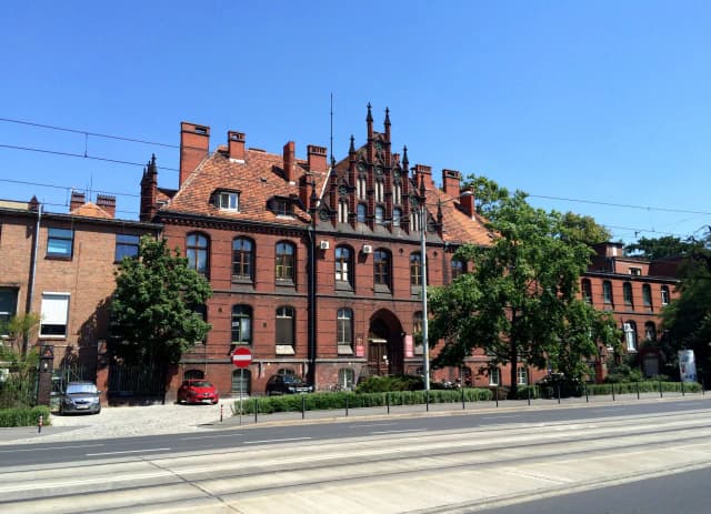 Wrocławski Uniwersytet Medyczny - najlepsze kierunki studiów i rekrutacja Wrocławski Uniwersytet Medyczny - najlepsze kierunki studiów i rekrutacja